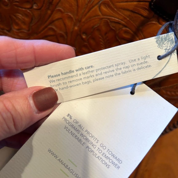 ANABAGLISH Victoria Leather Tote - Picture 4 of 13